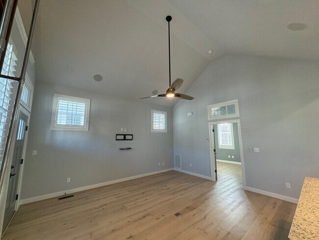 Photo - 9517 23rd Bay St