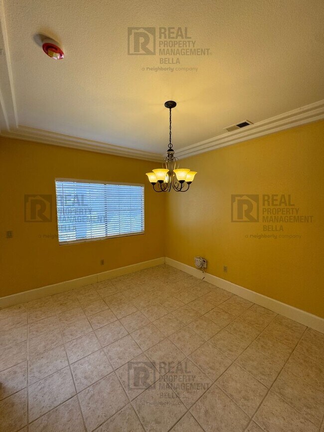 Photo - Waterfront Living in Canyon Lake! House