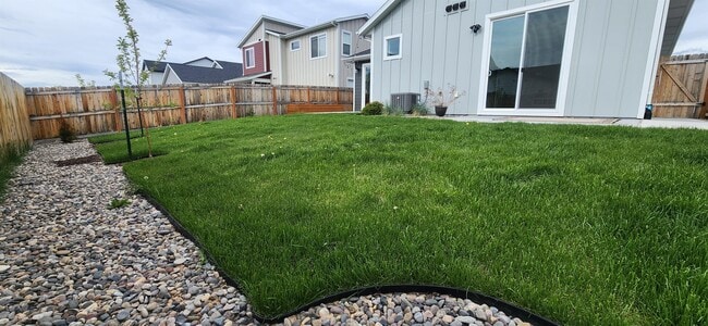 Photo - 1513 Zephyr Way