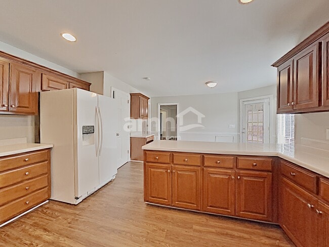 Photo - 217 Hickory Trl