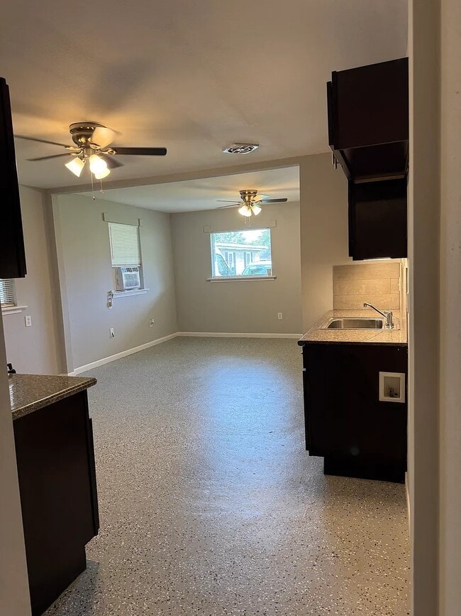 living room/ kitchen open