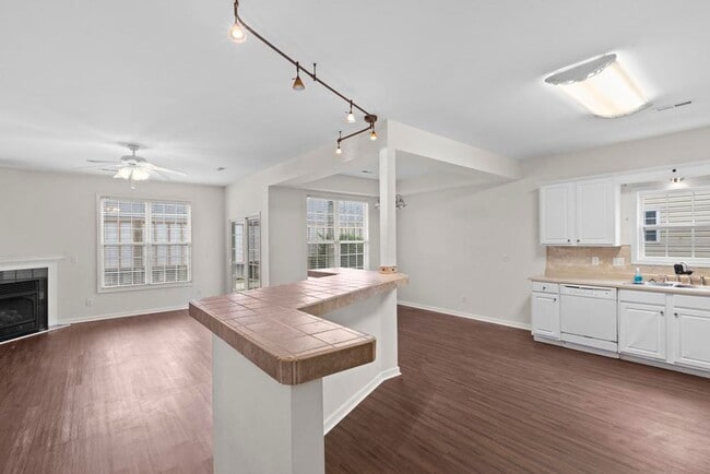 Photo - Surf City Townhome!