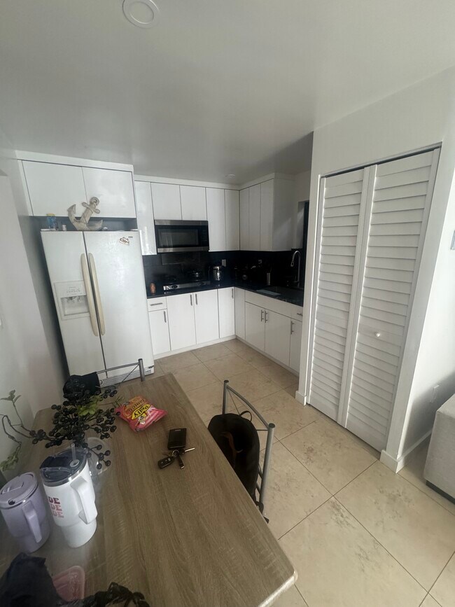 Photo - 18500 NW 22nd Pl