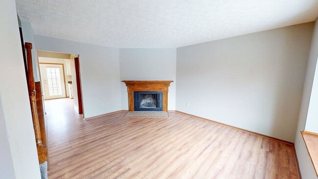 Photo - 6468 Cranston Way