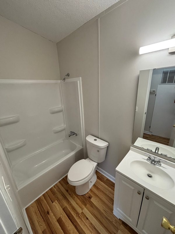 Photo - 297 Forrester Rd