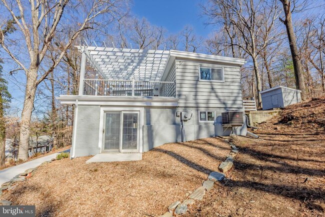 Photo - 422 Spackmans Ln