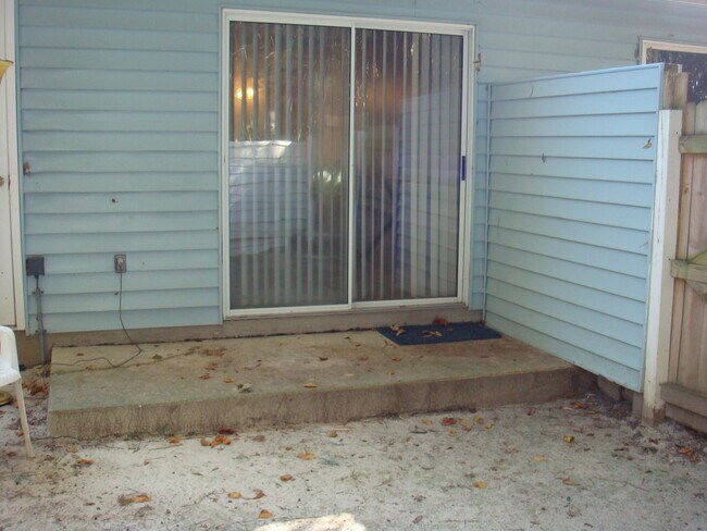 2406 Bemiss Rd Unit 7