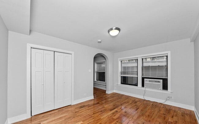 Photo - 556 W Arlington Pl Unit 212