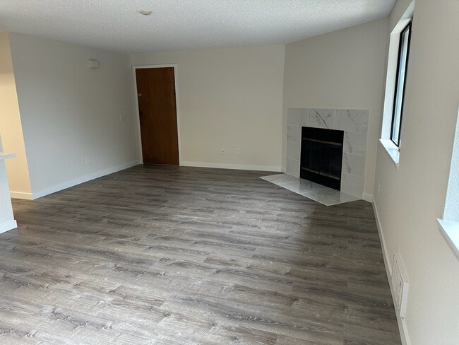 Photo - 9620 NE 188th St Unit POP four-plex