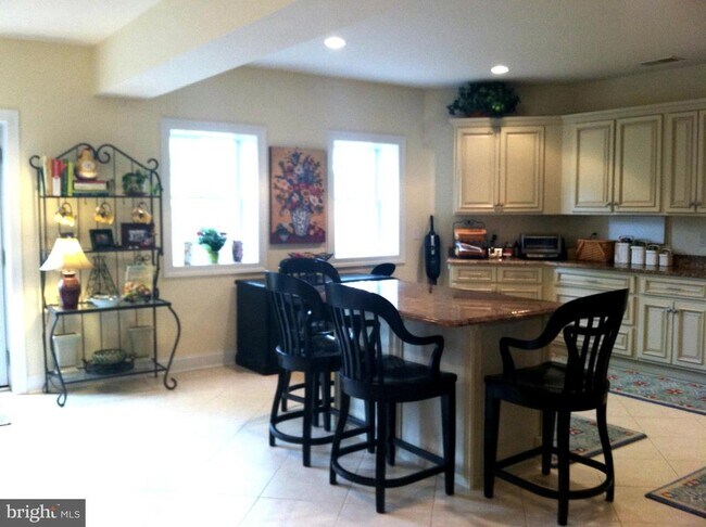 Photo - 2964 Wilson Ave