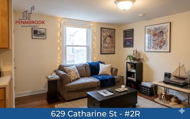 Building Photo - 629 Catharine St Unit 2R