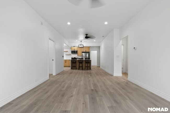 Photo - 2941 S La Salle Ave