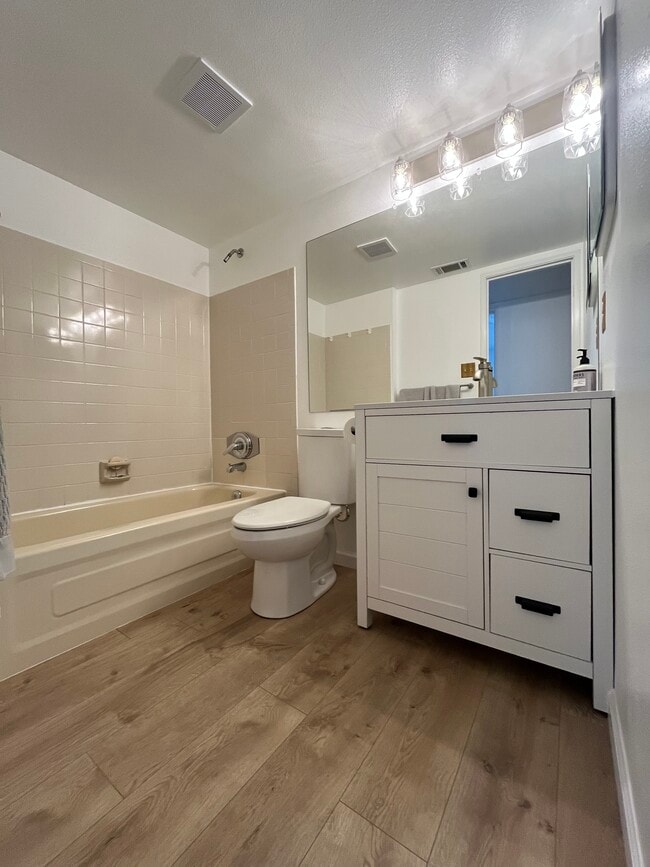Photo - 8555 Fairmount Dr Unit WoodSide