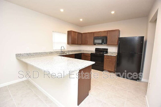 Photo - 622 Manchester Path