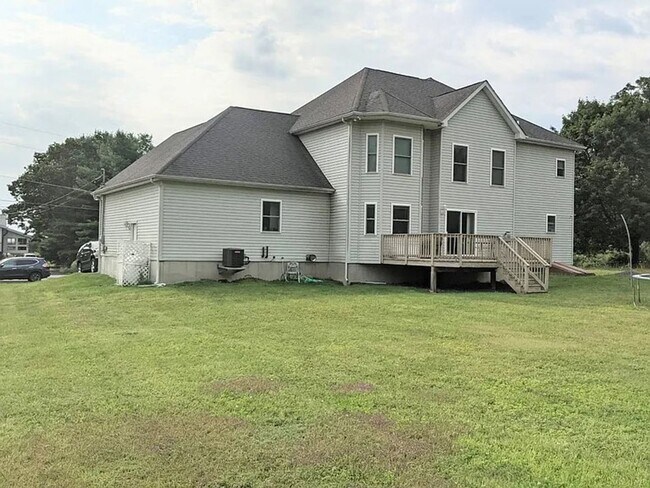 Photo - 110 Overlook Ln