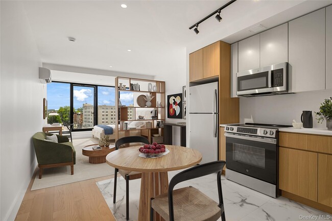 Building Photo - 44 Hudson St Unit 505 Rental