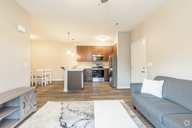 2BR, 2BA