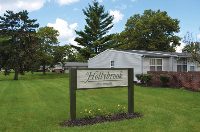 Hollybrook Apartments