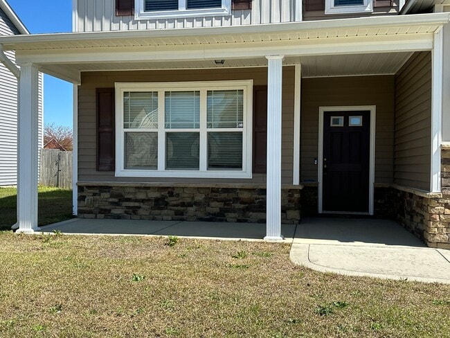 Photo - Awesome 4 Bedroom 2.5 Bath Home with Lots of space and a 2 Car Garage!