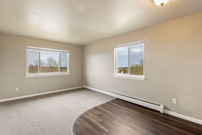 Photo - 1163 Cree Dr Unit 4