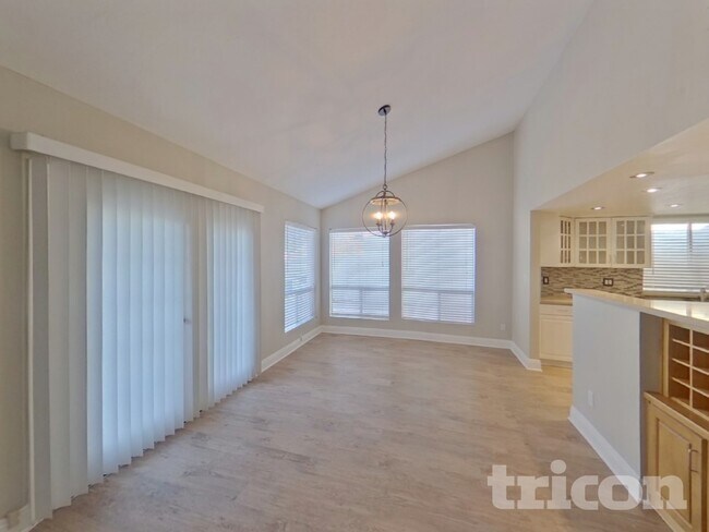 Photo - 1500 N Markdale