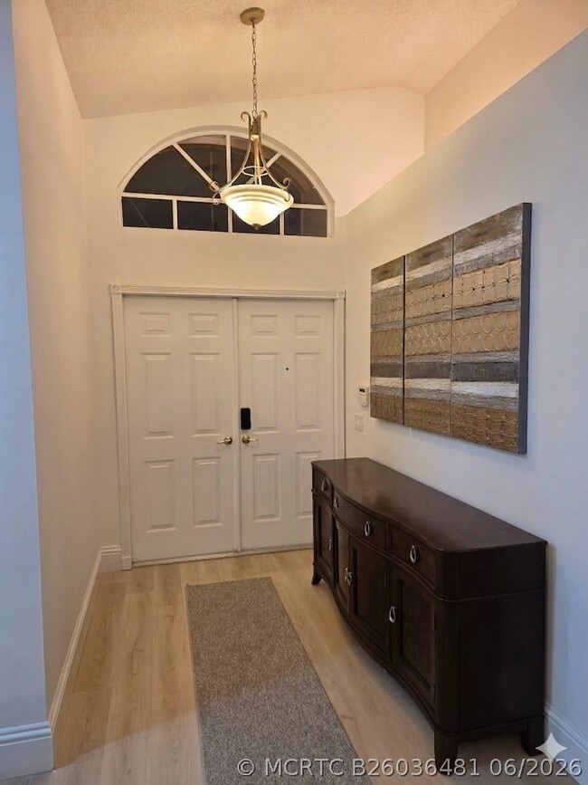 Photo - 11313 Ola Ave