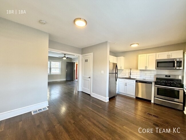 Photo - 217 E 46th St Unit 217 -1W