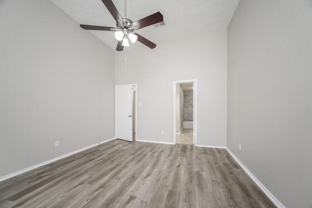 Photo - 4017 Hunnington Dr