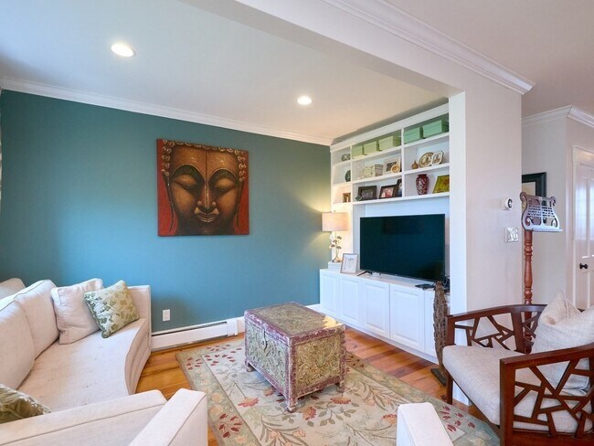 Photo - 289 Bunker Hill St Unidad 3