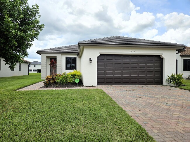 Building Photo - 5032 Arancia Ln Rental
