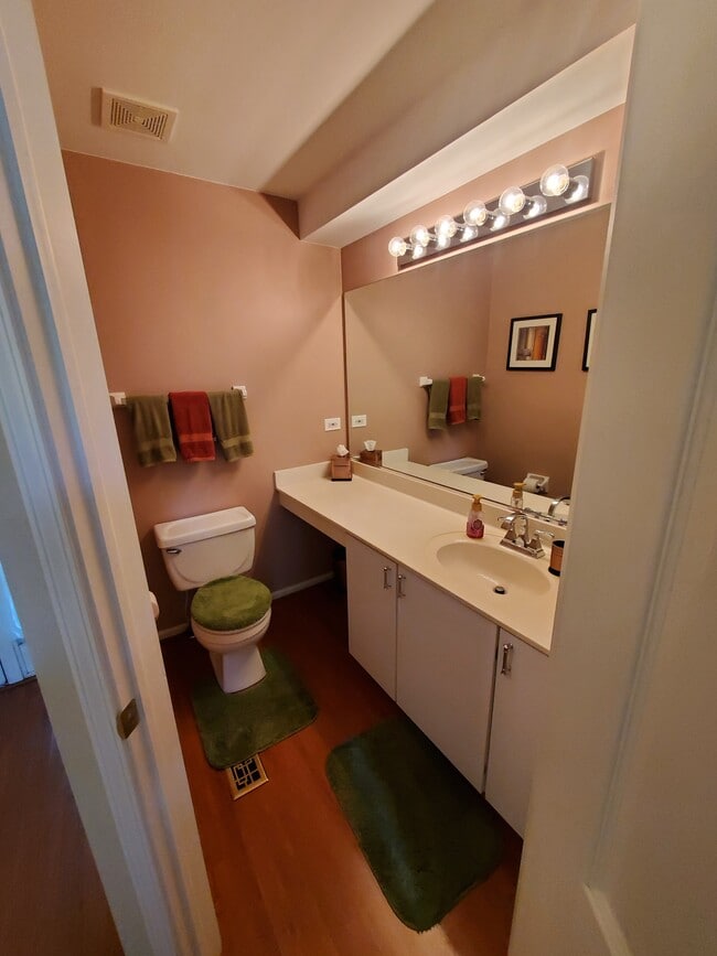 Photo - 179 Holmes Way