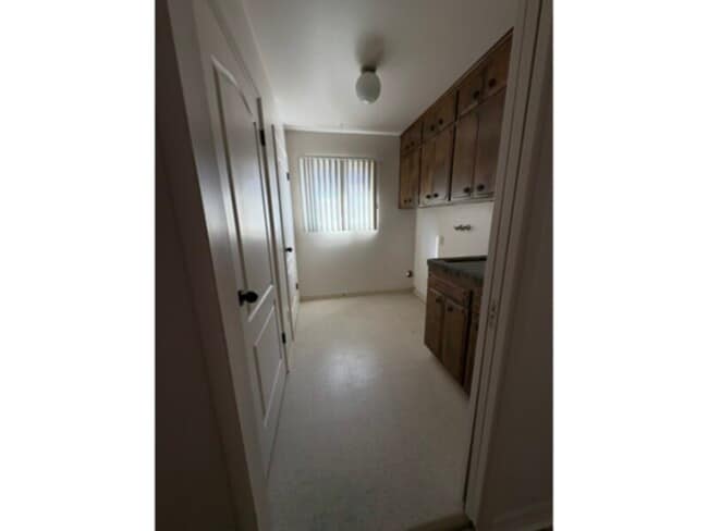 Photo - Nice mature landscaping, cool quite home