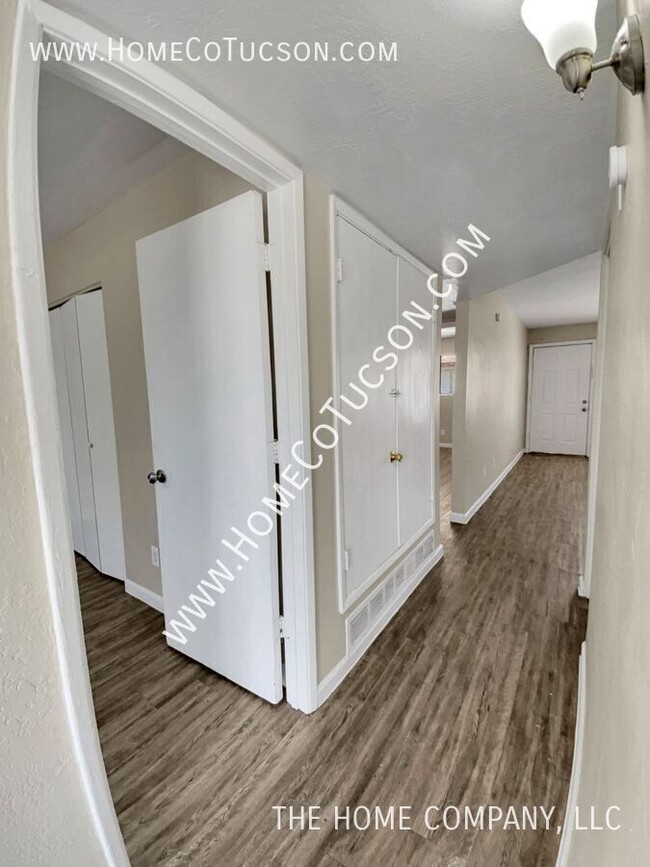 Photo - 207 W Lee St House