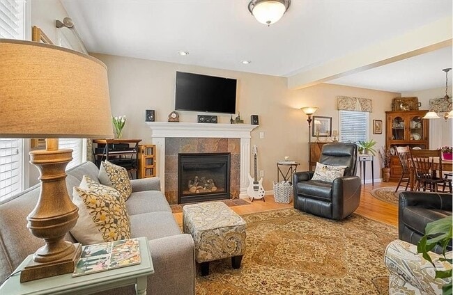 Photo - 286 Mile Ln