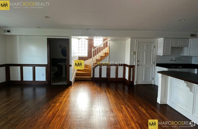 Building Photo - 235 Webster St Unit 3 Rental