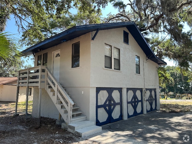 Building Photo - 4022 Picciola Rd Rental