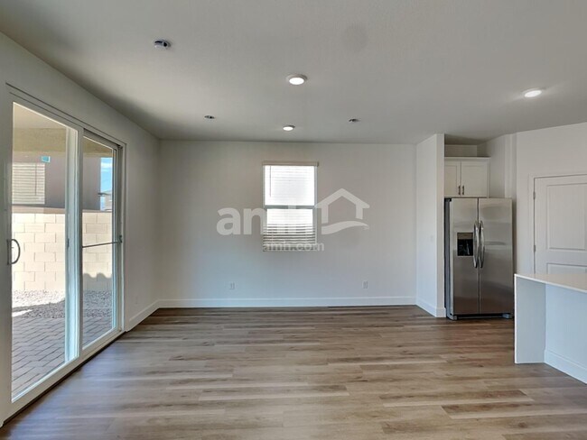 Photo - 10549 Lagaspi Dr