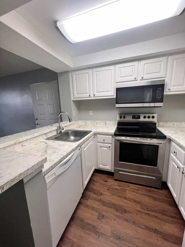 Photo - 718 Executive Center Dr Unit 111