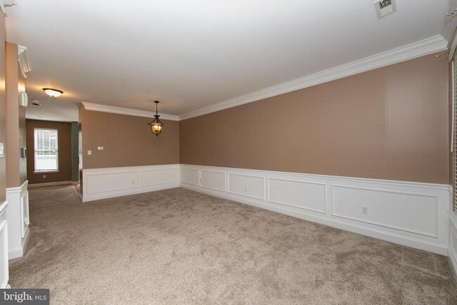 Photo - 7 Kingswood Ct