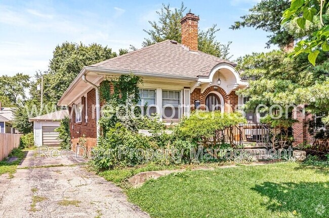 Building Photo - 5440 Carrollton Ave Rental