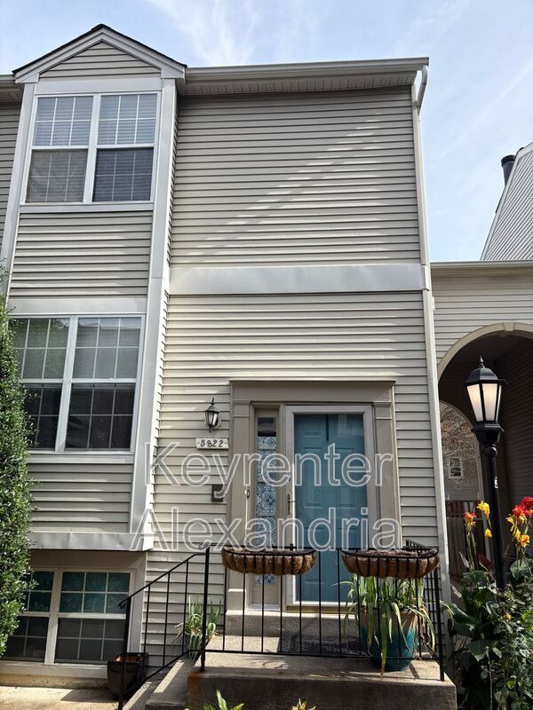 Building Photo - 5822 Bridgetown Ct