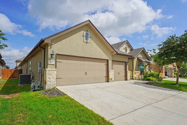 Photo - Stunning 4BR Home with 3-Car Garage in Turning Stone - Realtor Commission: $750