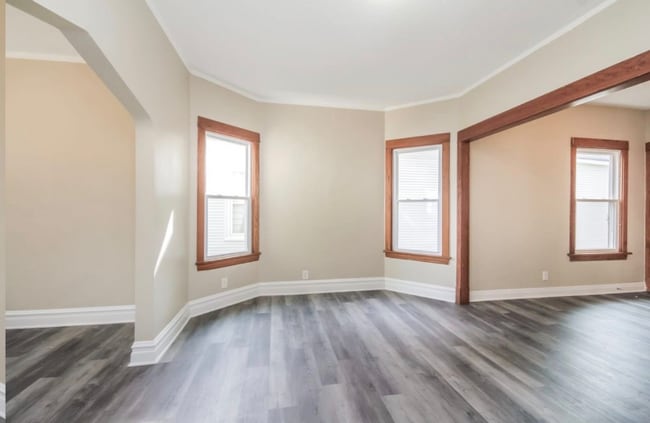 Photo - 4431 N Marmora Ave