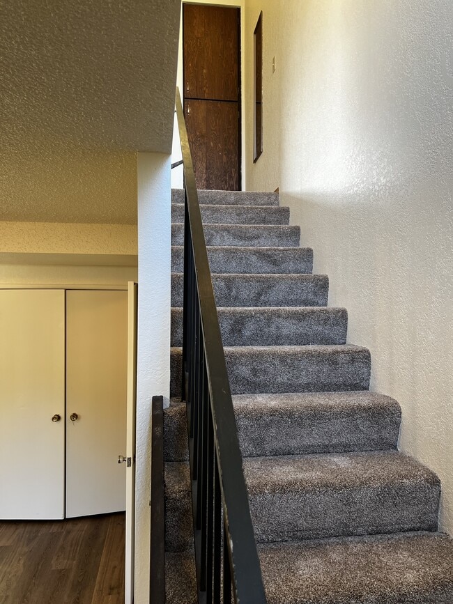 Photo - 2214 Myrtle Avenue