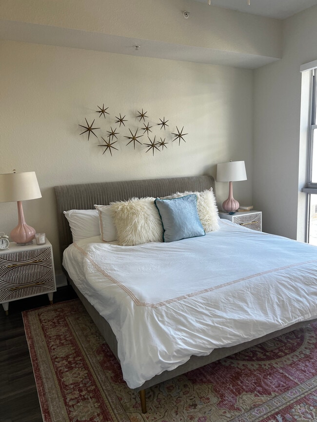 Photo - 337 NE 26th Ter Unit S2