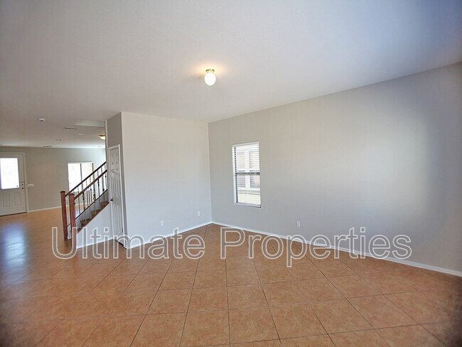 Photo - 17406 N 185th Ln