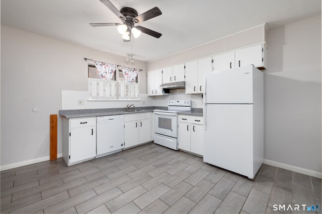 Photo - 184 Kaynor Dr Unidad D