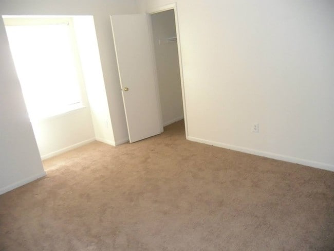 Photo - Flint Crossing