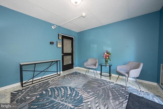 Photo - 260 W Montgomery Ave Unit 304