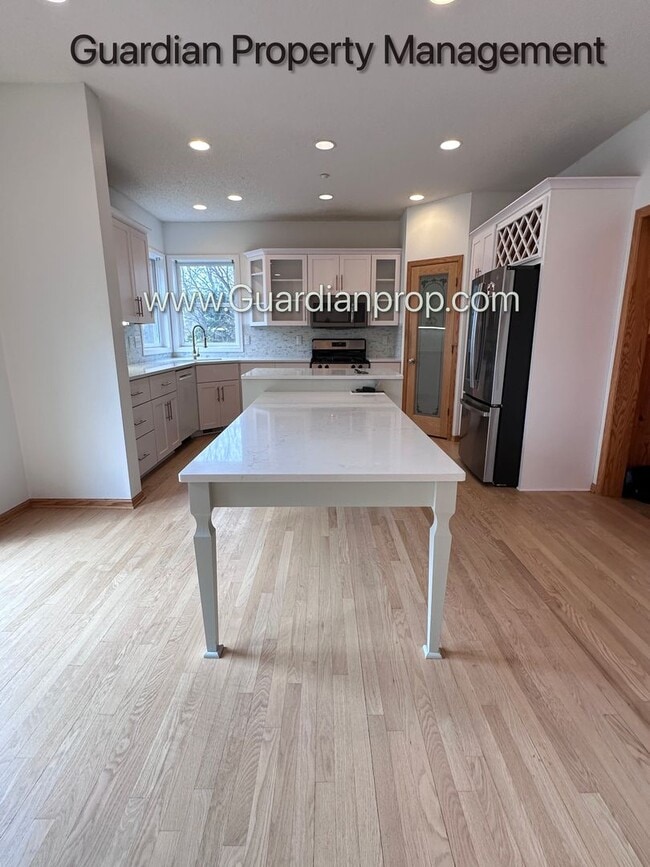 Photo - Minnetonka Home, 3 Car Garage, Large Primary, Updated Kitchen, Patio